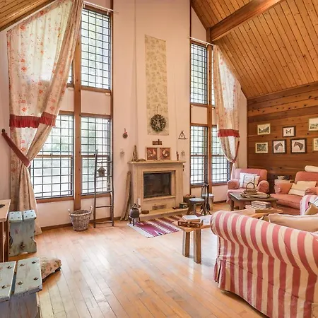 4 Bedroom Nice In