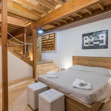 Holiday home 4 Bedroom Nice In Manziana